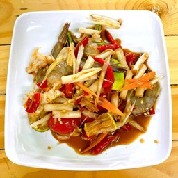 ตำสายบัวปลาร้ากุ้งสด