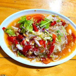 ยำเล็บมือนาง