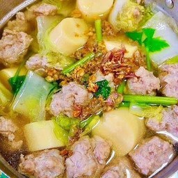 แกงจืดเต้าหู้หมูเด้ง