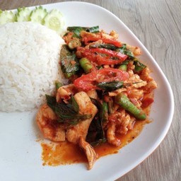 ผัดพริกแกง ไก่