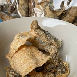 หนังปลาแซลมอนกรอบ