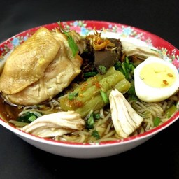 ก๋วยเตี๋ยวสะโพก พิเศษ