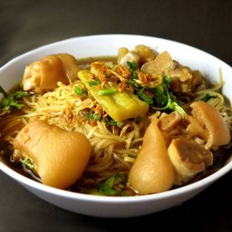 ก๋วยเตี๋ยวคากิ ธรรมดา