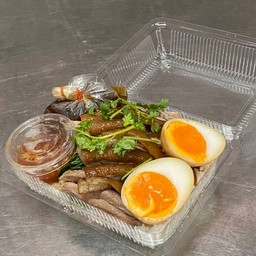 ข้าวขาหมู พิเศษ