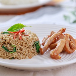 ข้าวกะเพราคลุก & หมูทอด