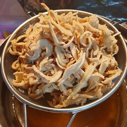 กากหมูเจียว