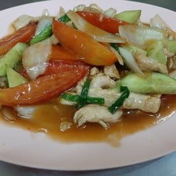 ไก่ผัดเปรี้ยวหวาน