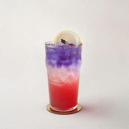 สตอเบอรี่มะนาวโซดา