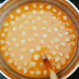 ข้าวแกงขนมจีนน้ำยารสเด็ด (เจ๊หวีเจ้าเก่า) ตลาดมหาสิน