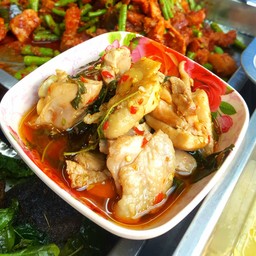 ผัดกะเพราไก่สับ