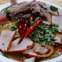 ก๋วยเตี๋ยวอร่อยเฉย