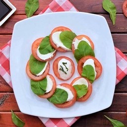 CAPRESE SALAD