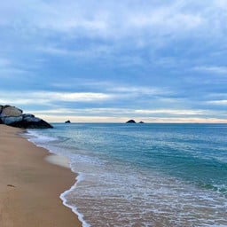 หาดทรายน้อย เขาเต่า (หาดเขาเต่า) - รีวิวสถานที่ท่องเที่ยว