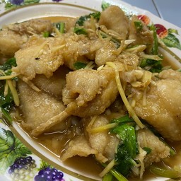 เนื้อปลาผัดคื่นช่าย