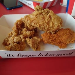 KFC ปตท. แม่ขะจาน