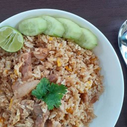 ข้าวผัดโบราณ ข้าวไข่ข้น byพี่จ๋า ถนนเพิ่มสิน