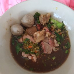 เส้นเล็กตกใส่ทุกอย่างมันลอย