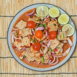 ยำหมูยอไข่แดง IS AN