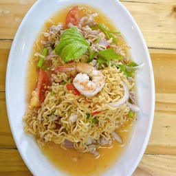 ยำมาม่า