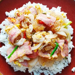 ข้าว เบคอนผัดไข่