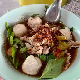 ก๋วยเตี๋ยวรสเผ็ด รุ่น 2