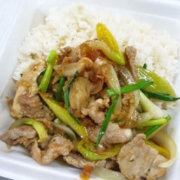 ข้าวผัดพริกอ่อนไก่