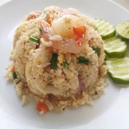 ข้าวผัด (ราคาเริ่มต้นที่เนื้อไก่)