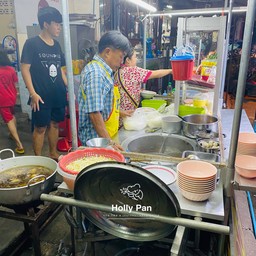 Che Long Phochana ร้านอาหารเจ๊ลองโภชนา