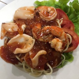 สปาเก็ตตี้ซอสมะเขือเทศทะเล