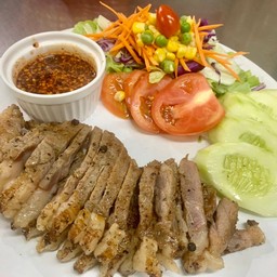 สเต็กเนื้อน้ำจิ้มแจ่ว