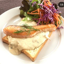 Salmon with Mushroom Sauce on Toast