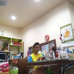 ร้านขนมน้ำตาล