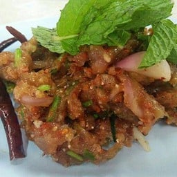 ลาบปลาตองดิบ