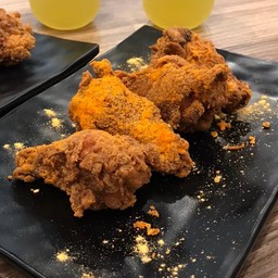 ไก่เชดด้าชีส 8 ชิ้น