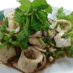 ลาบปลาหมึก