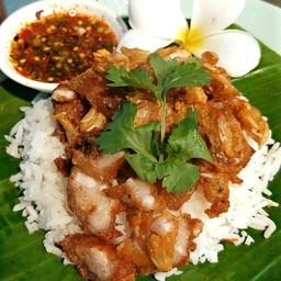 ข้าวหมูทอด