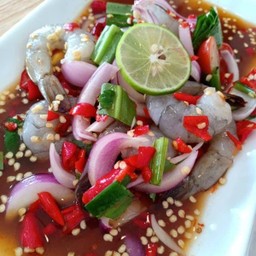 ยำกุ้งสด