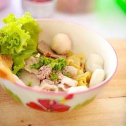 ก๋วยเตี๋ยว อาหารตามสั่ง ราชเชียงแสน2