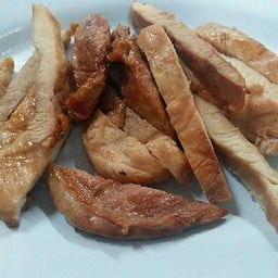 เนื้อหมูย่าง