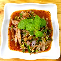 ย่างก้อยเนื้อ