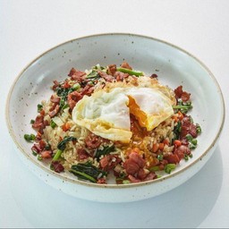 ข้าวผัดเบคอน