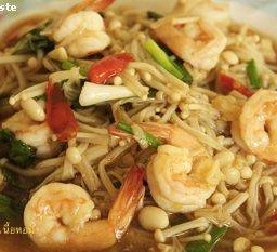 ข้าวราดเห็ดเข็มทองผัดกุ้ง