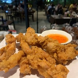 สะโพกไก่ทอดกรอบ