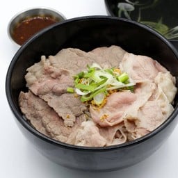 ข้าวต้มเนื้อโคขุน (เนื้อนุ่ม, เนื้อสไลด์) Rice Porridge (tendered beef, sliced brisket)