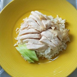 ข้าวมันไก่น้อยจิตร
