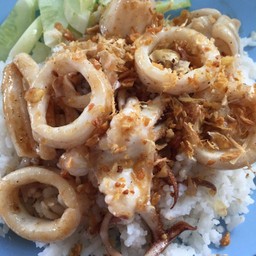 ปลาหมึกกระเทียมพริกไทย