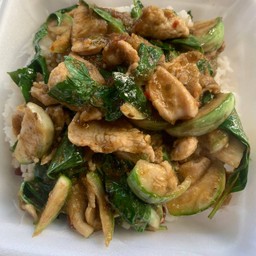 ผัดเขียวหวานไก่