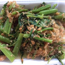 สุกี้แห้ง