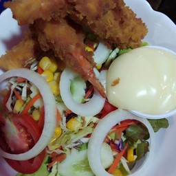 สลัดกุ้งกรอบ
