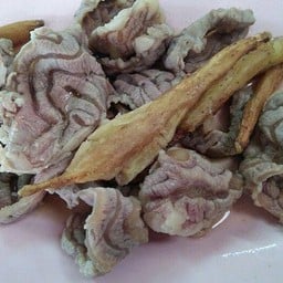 น่องลายลวก